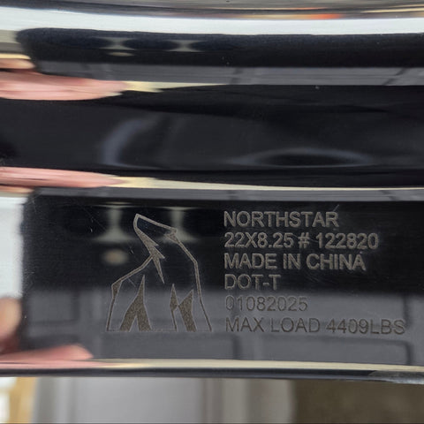 22x8.25 Northstar 10x285mm Hub Pilot Mirror Polish Both Sides (returned item)