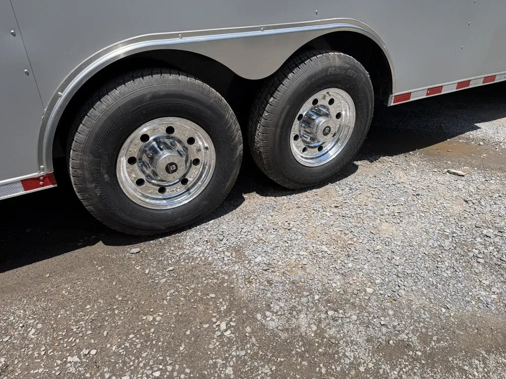 Alcoa 16x7 Mirror Polish Aluminum Wheel – 8x6.5” Bolt Pattern