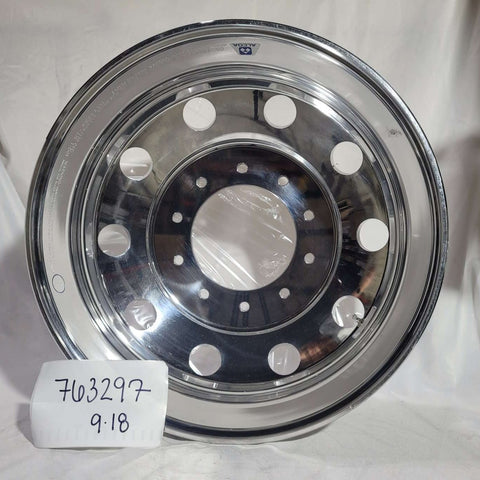 19.5x6.00 Alcoa High Polished Both Sides 10x225mm Ford F450 & F550 / Ram 4500 & 5500 (Returned item))