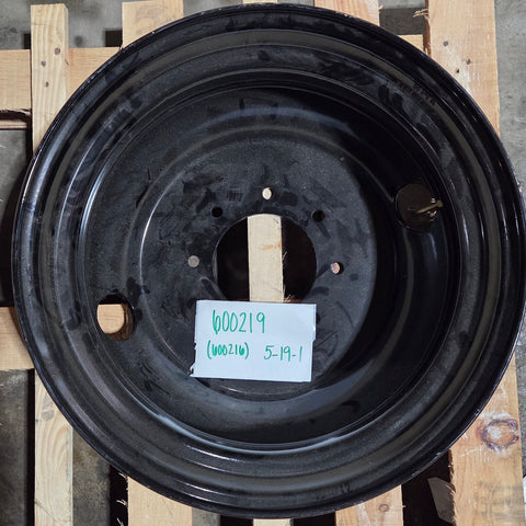19.5x6.00 8x200mm Black Steel Ford F350 DRW (2005-Present) (returned item)