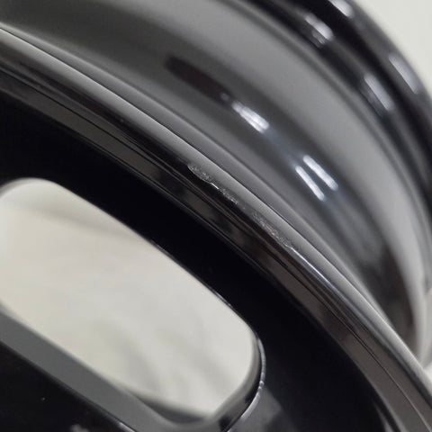 16 x 5.5 Alcoa 6x205mm Sprinter 3500 Powder Coated GLOSS BLACK (Spare) (returned item)