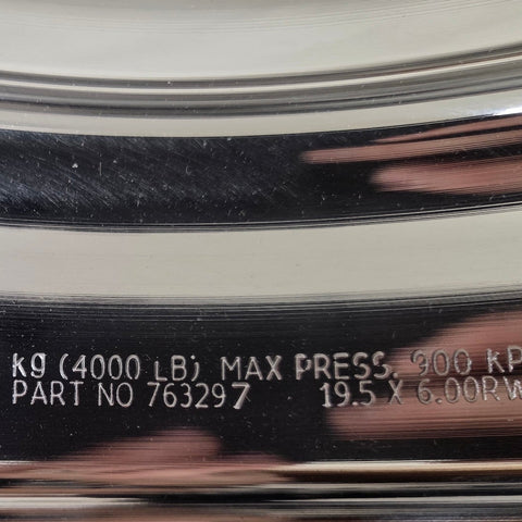 19.5x6.00 Alcoa High Polished Both Sides 10x225mm Ford F450 & F550 / Ram 4500 & 5500 (returned item)