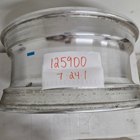 22.5x9.00 Northstar 10x285mm" Mirror Polish Front Hub Pilot Flat Face (returned item)