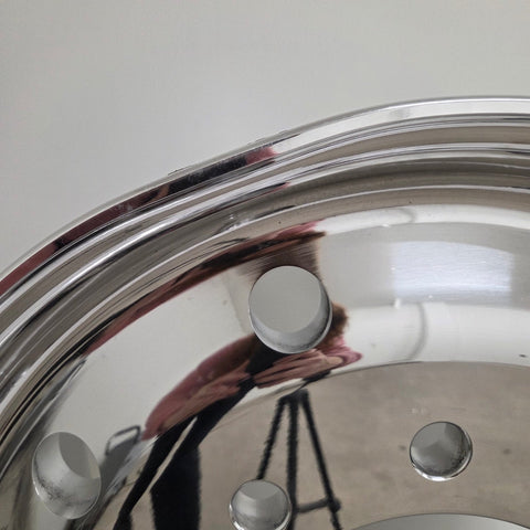 22.5x12.25 Alcoa 10x285mm Hub Pilot High Polish Flat Face Wheel Front Only (4.75 offset) (returned item)