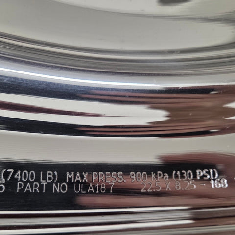 22.5x8.25 Alcoa High Polished Both Sides 10x285mm (Old Part Number) (returned item - NEW CONDITION)