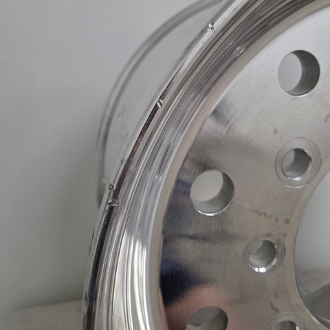 22.5x12.25 Accuride Standard Polish 2.75 Offset Super-Single Float Wheel (returned item)