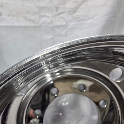 22.5x7.5 Alcoa 8x275mm Hub Pilot High Polished Both Sides (returned item)