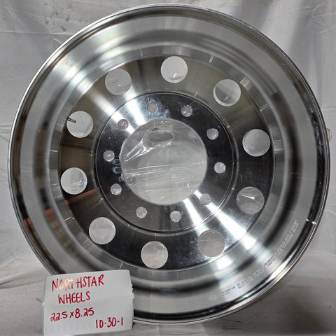 22.5x8.25  / 10x285mm Hub Pilot Mirror Polished Both Sides (Returned/ Display item item)