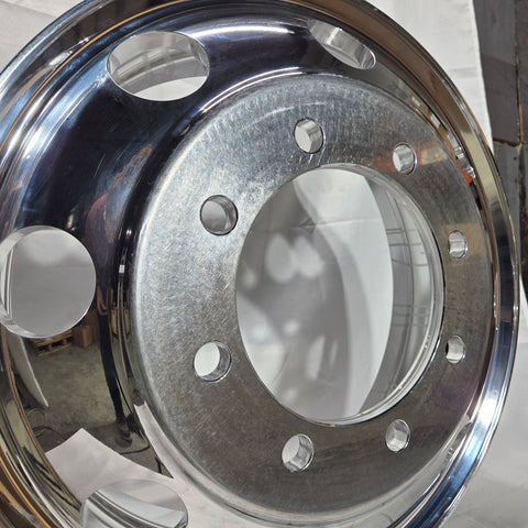 22.5" Northstar Mirror Polished 8x275mm Wheel Kit (returned kit)