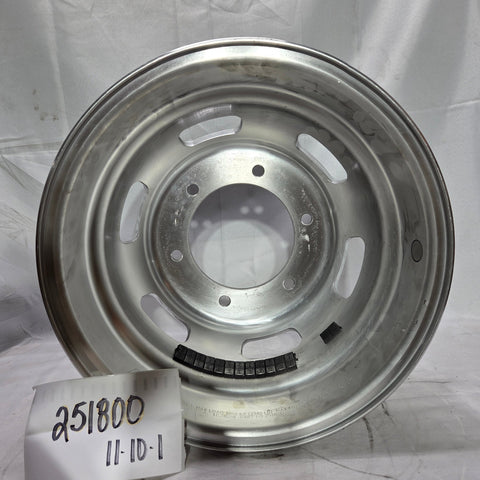 16" x 5.5" Alcoa 6x205mm Sprinter 3500 Machine Finish (Spare) (returned item)