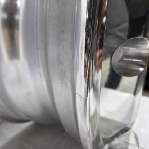 19.5x7.5 Alcoa 10x285mm Hub Pilot DuraBright Evo Front (returned item)