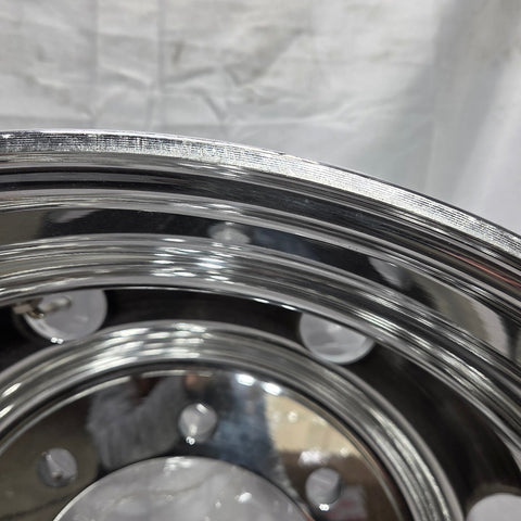 22.5x7.5 Alcoa 8x275mm Hub Pilot High Polished Both Sides (returned item)