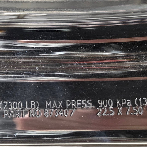 22.5x7.5 Alcoa 8x275mm Hub Pilot High Polished Both Sides (returned item)