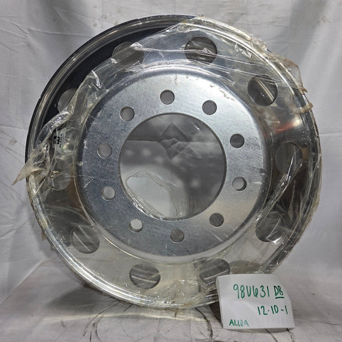 24.5x8.25 Alcoa 10x285mm Hub Pilot DuraBright Evo Front (returned item)