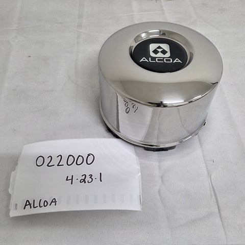 Alcoa Sprinter 3500 6 lug Rear Hub Cover (returned item)