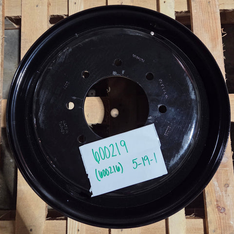 19.5x6.00 8x200mm Black Steel Ford F350 DRW (2005-Present) (returned item)