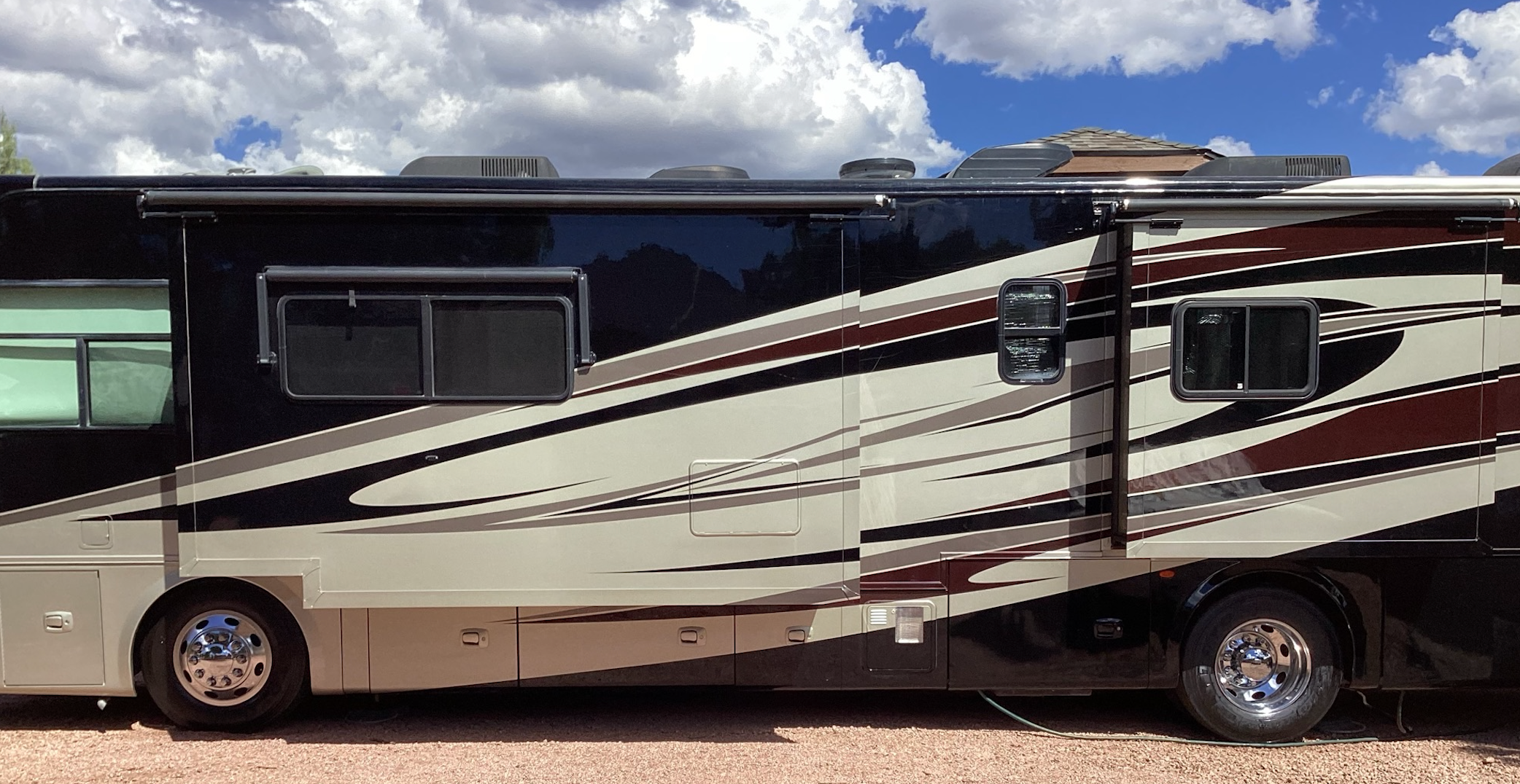 22.5x8.25 NORTHSTAR 10X285MM HUB PILOT MIRROR POLISHED BOTH SIDES