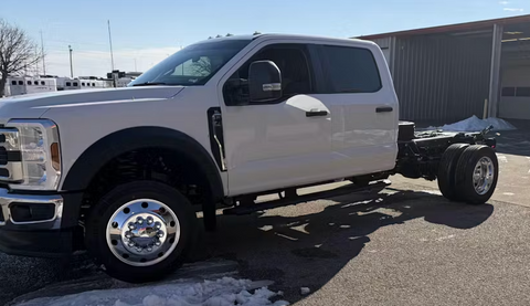 19.5x6.00 Northstar Mirror Polished Both Sides 10 Vent Hole Ford F450/F550 4 Wheel Kit