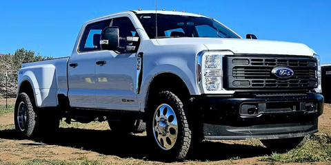 20"x8.25" Ion Alloy 8x200 Mirror Polished 6 Wheel Set (F350 DRW 2005-Present)