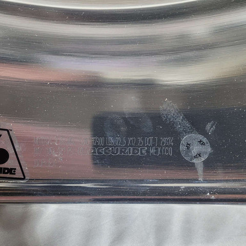 22.5x12.25 Accuride High Polish 4.75" Offset Super-Single Flat Face Steer Wheel (returned item)