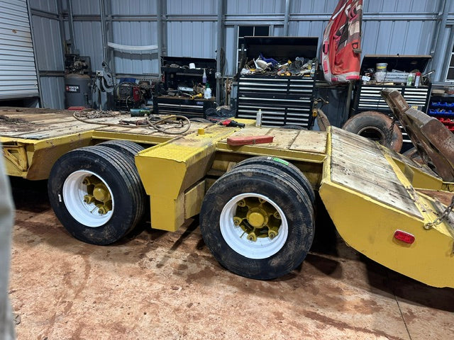 17.5x6.75 Import Open Center (Dayton) White Steel – Buy Truck Wheels