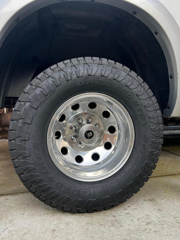 Alcoa 8 on 6.5" Lug & Hub Cover Kit