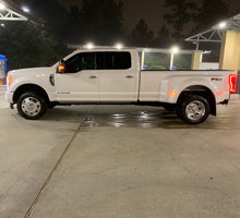 Load image into Gallery viewer, 19.5 AMERICAN FORCE 2005-Present Ford F350 8X200mm DUALLY DIRECT BOLT KIT