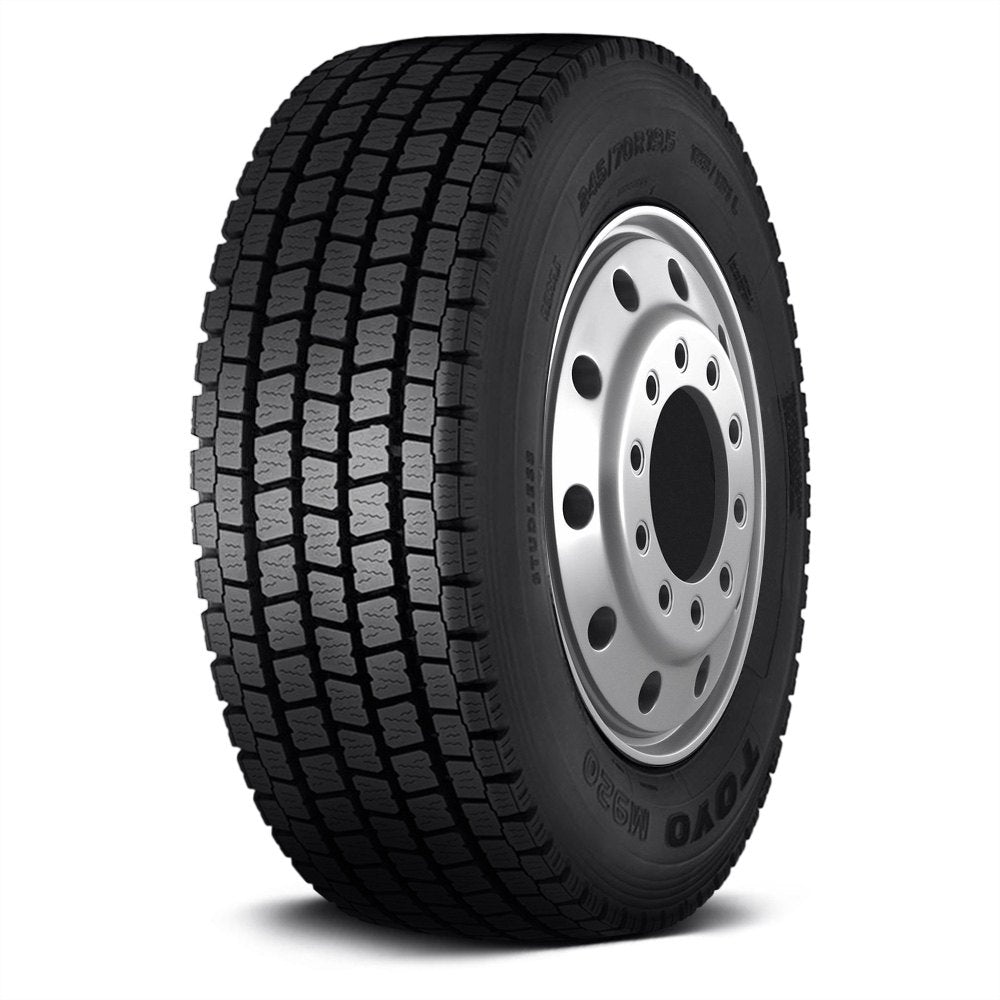 Toyo 19.5 Tire Combo (M143/M920) for Chevy / GMC 3500 DRW 8 x 6.5" (1977-2010)
