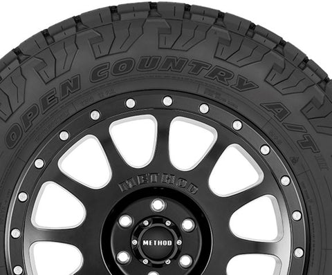 33x12.50R22 TOYO OPEN COUNTRY A/T III BW (Single)