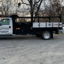 Load image into Gallery viewer, 19.5 ACCURIDE 10X225MM HIGH POLISHED BOTH SIDES FORD F450/F550 KIT