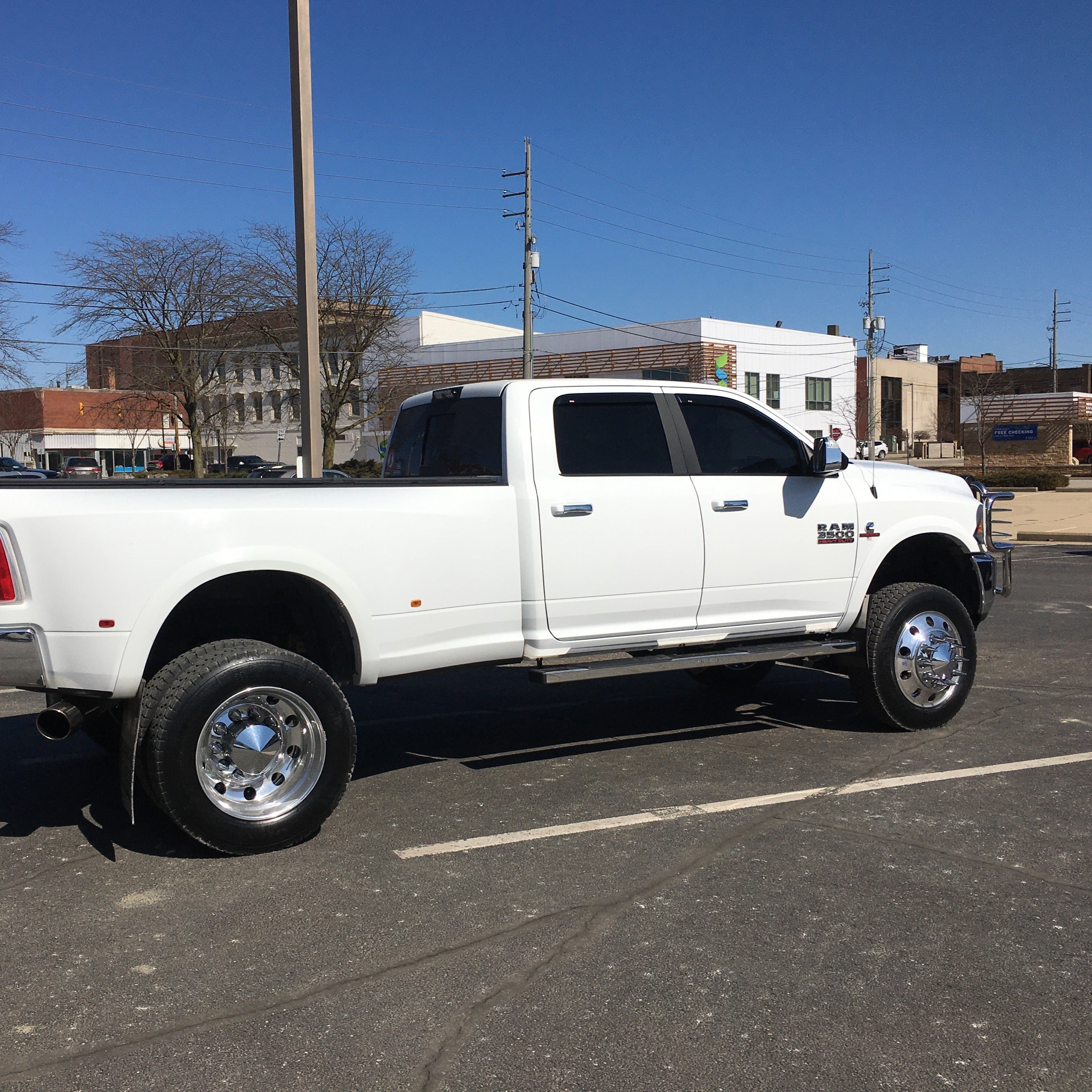 Alcoa 22.5 Wheel Kit | 8 lug - 10 lug Adapter Included | RAM 3500 DRW ...